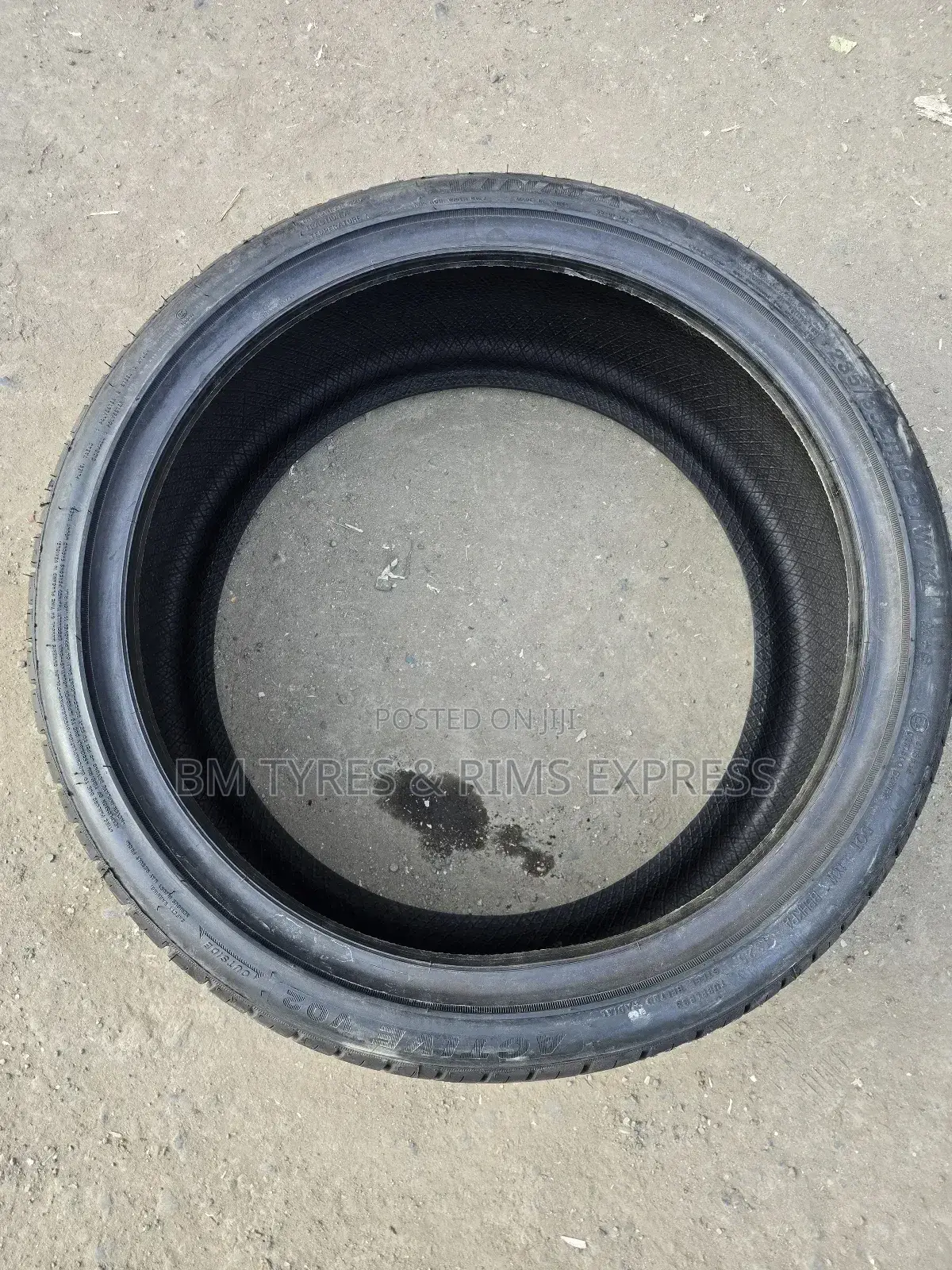 235 /35 R19 Vinmax (New Technology)