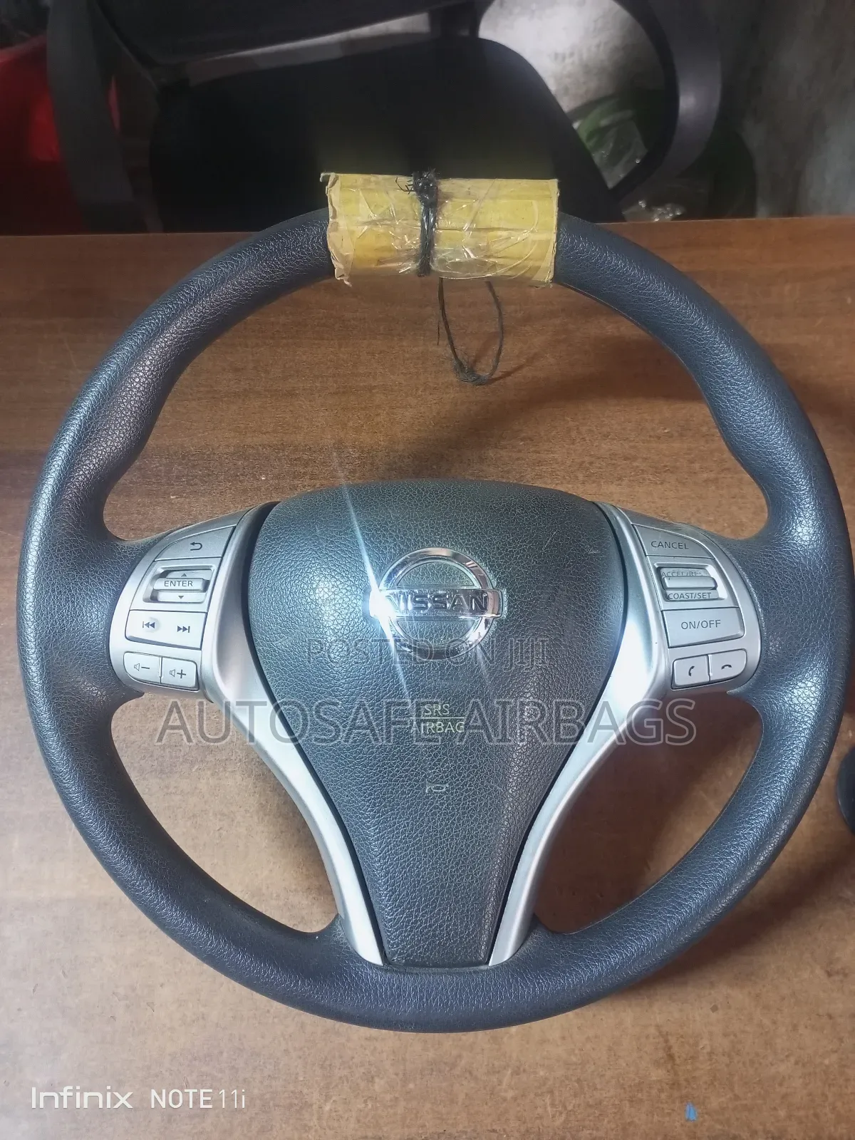 Nissan X-Trail Nt 32 Steering Wheel With Airbag