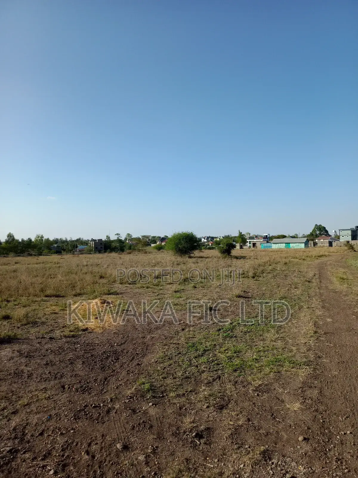 One Acre for Sale in Kamulu 100 Metres From Tarmack