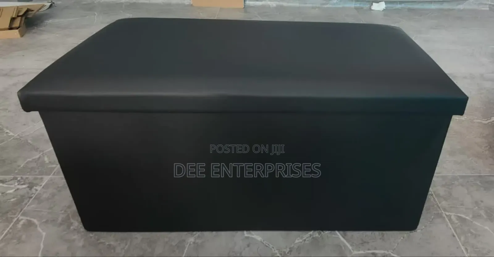 Large Storage Box/Ottoman
