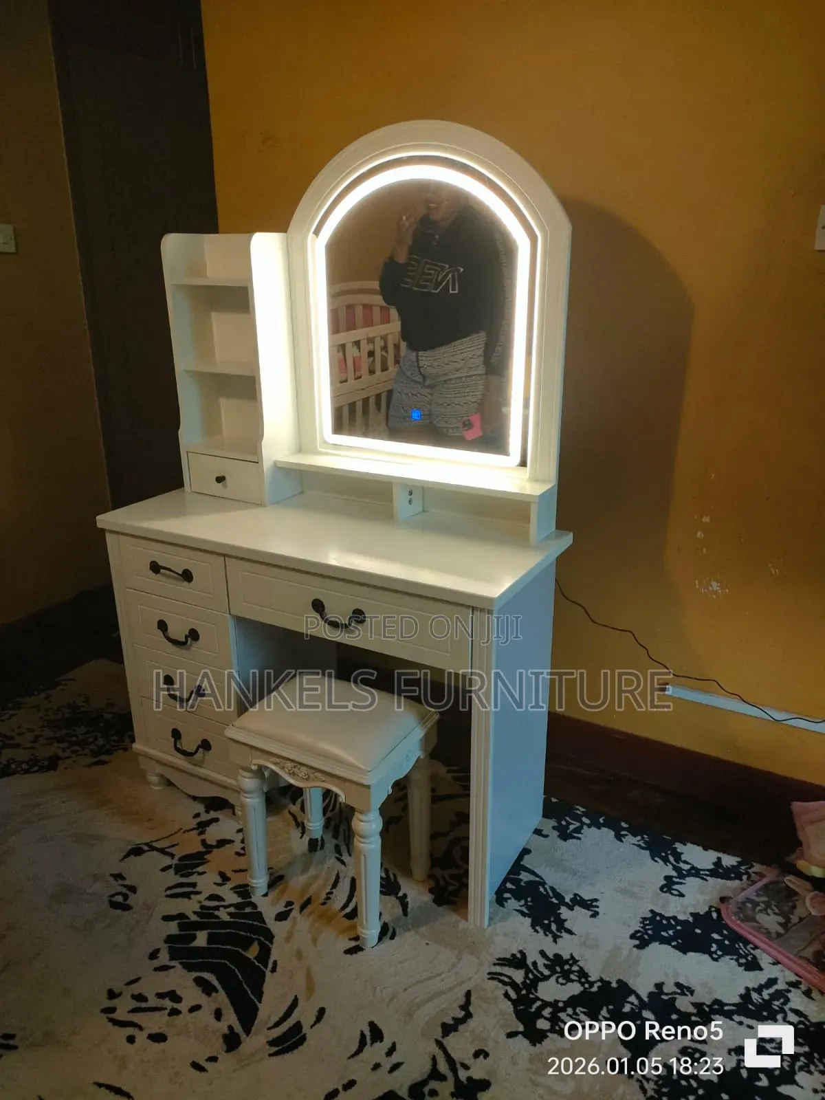 Luxury Led Light Dressing Table — Nairobi