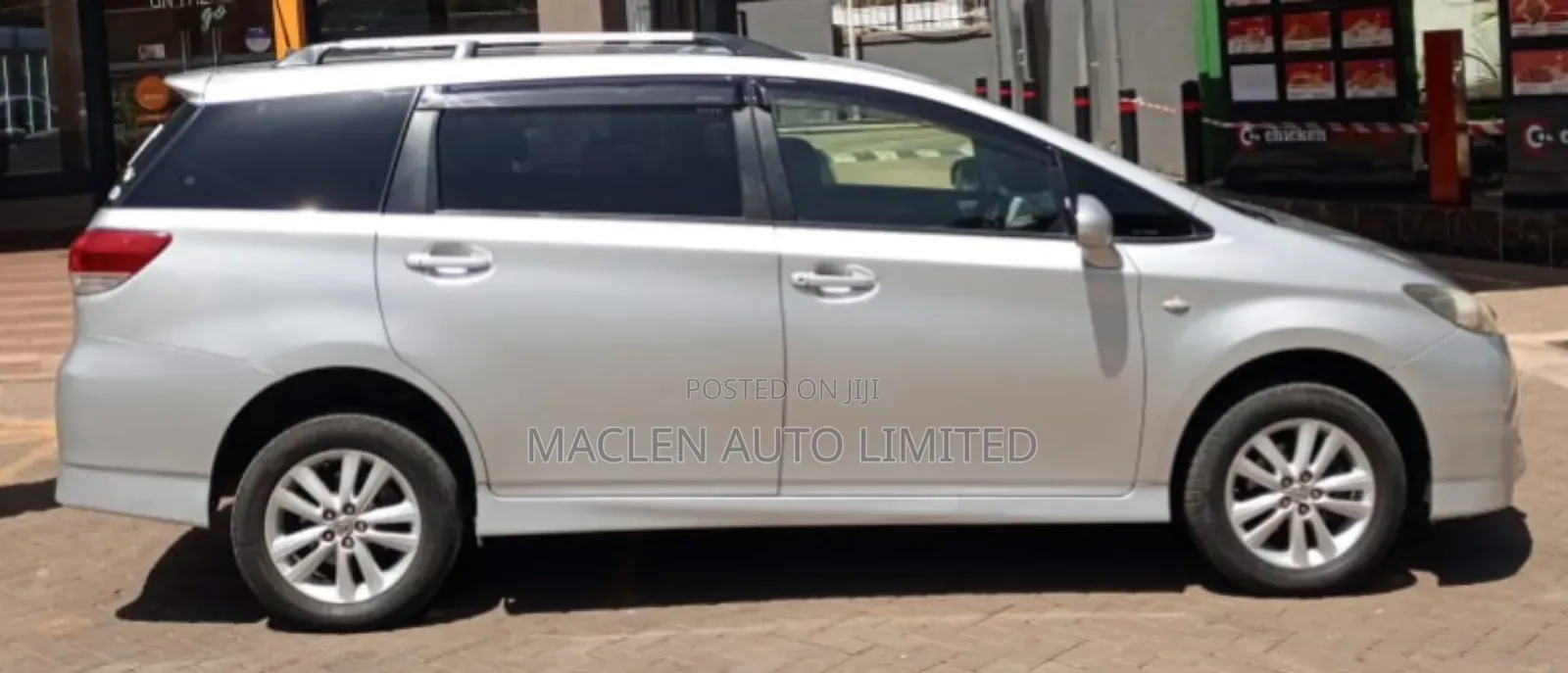 Toyota Wish 2011 Silver
