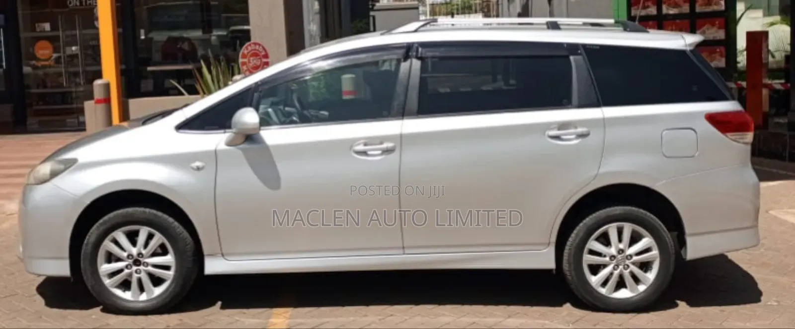 Toyota Wish 2011 Silver