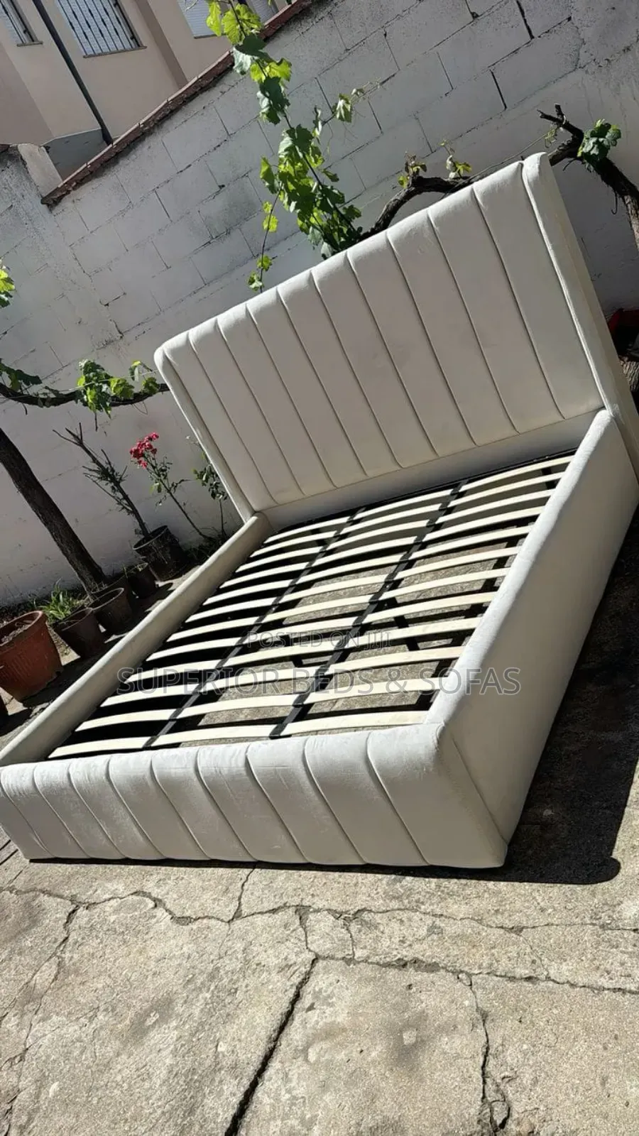 5x6 Luxurious Comfy Float Chester Bed