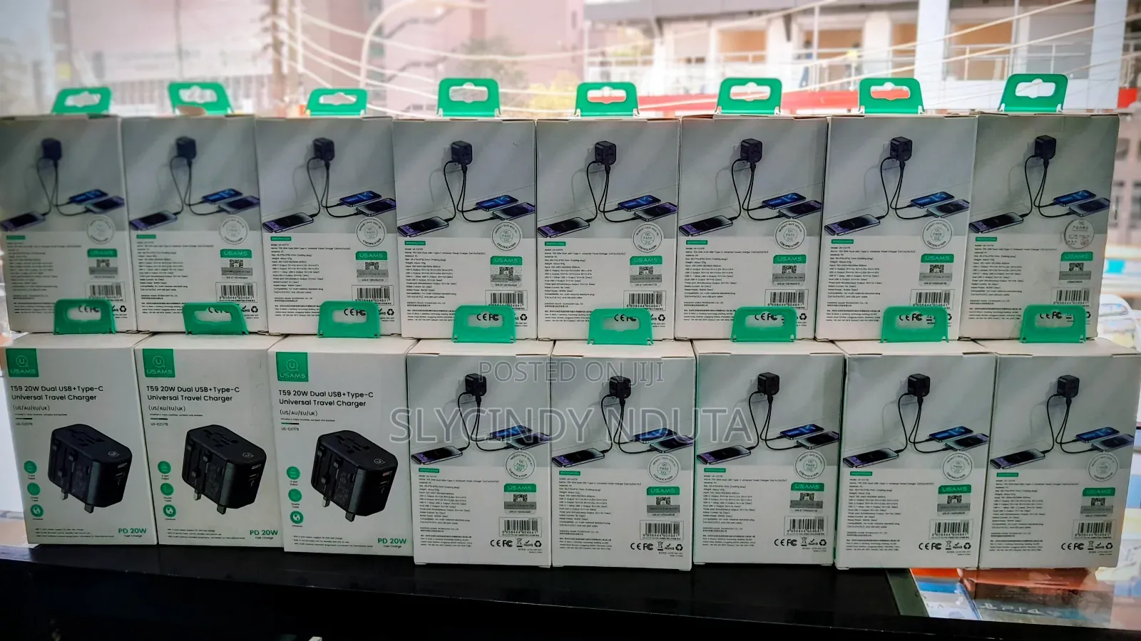 Usams Universal T59 20w Universal Travel Charger