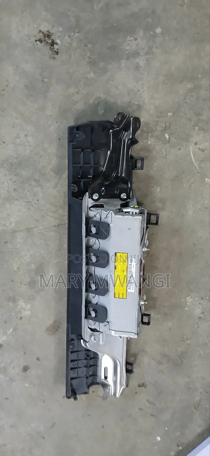Ex Japan Toyota V8 Knee Airbags Available.