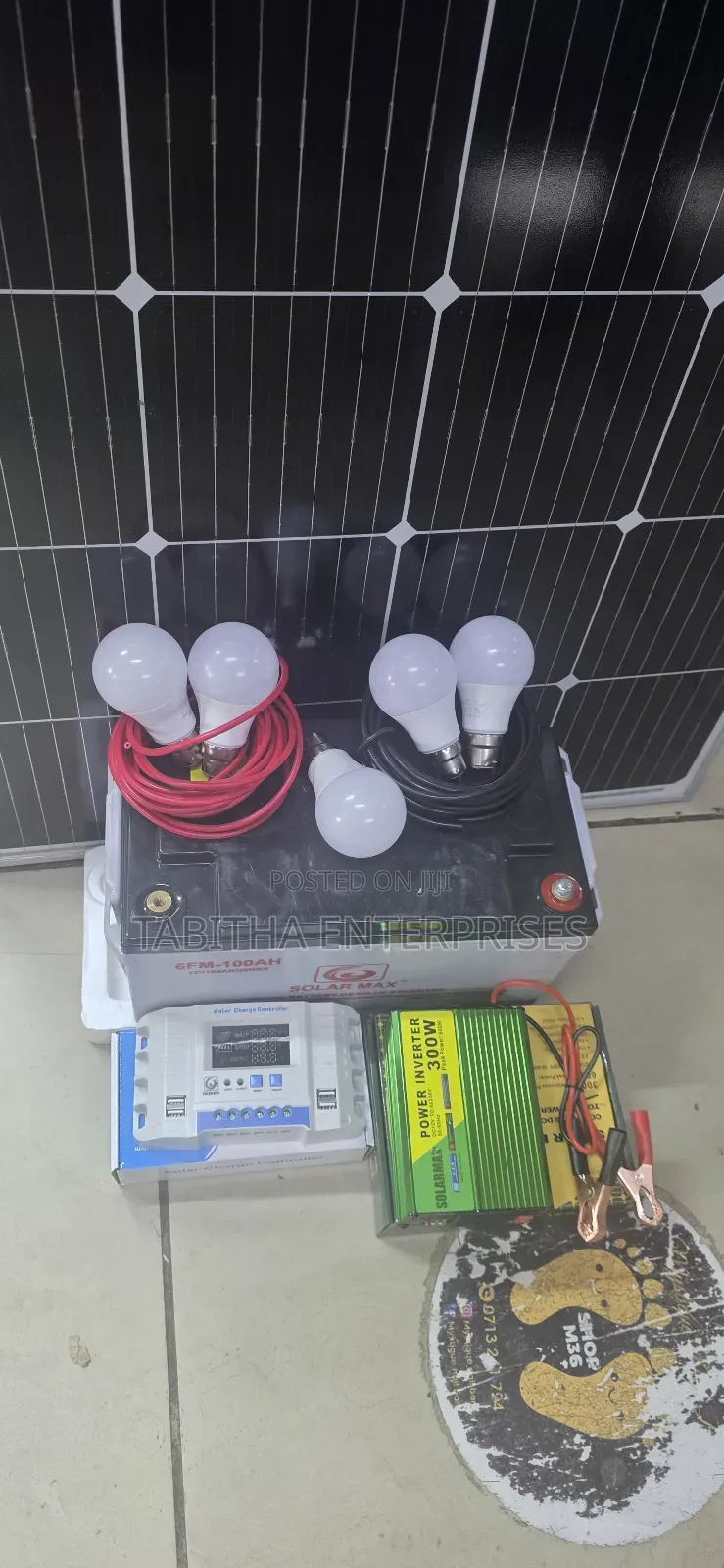 200watts Solar Panels/Battery 150amps