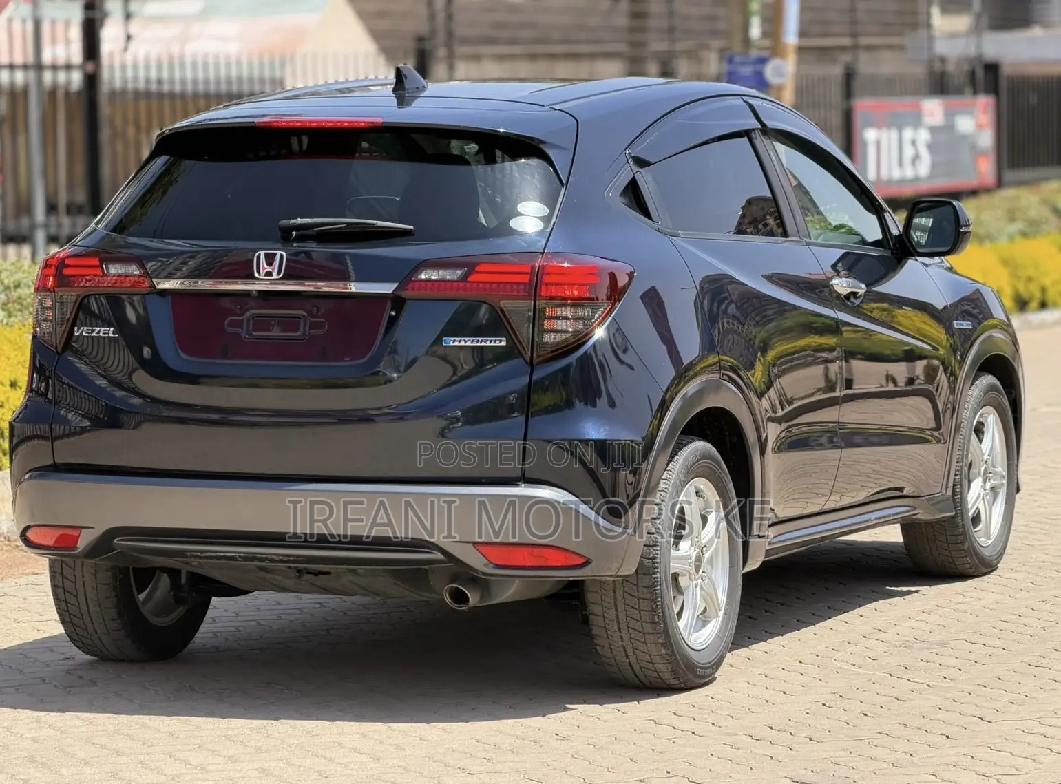 Honda Vezel 1.5 Hybrid 2WD 2018 Black