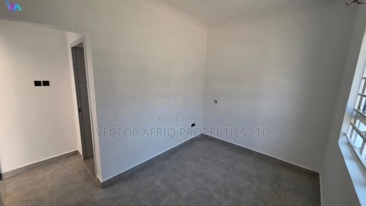 3bdrm Bungalow in Kimbo for sale