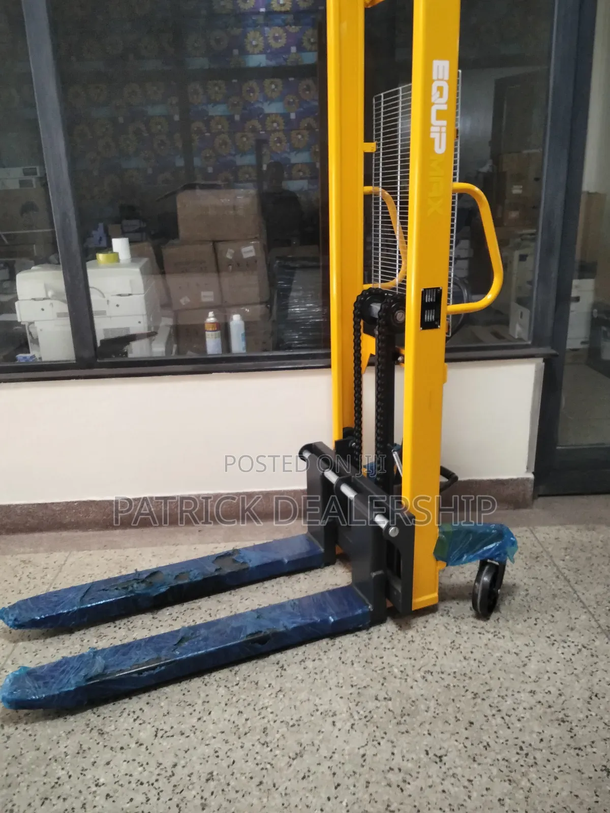 Warehouse Manual Stacker