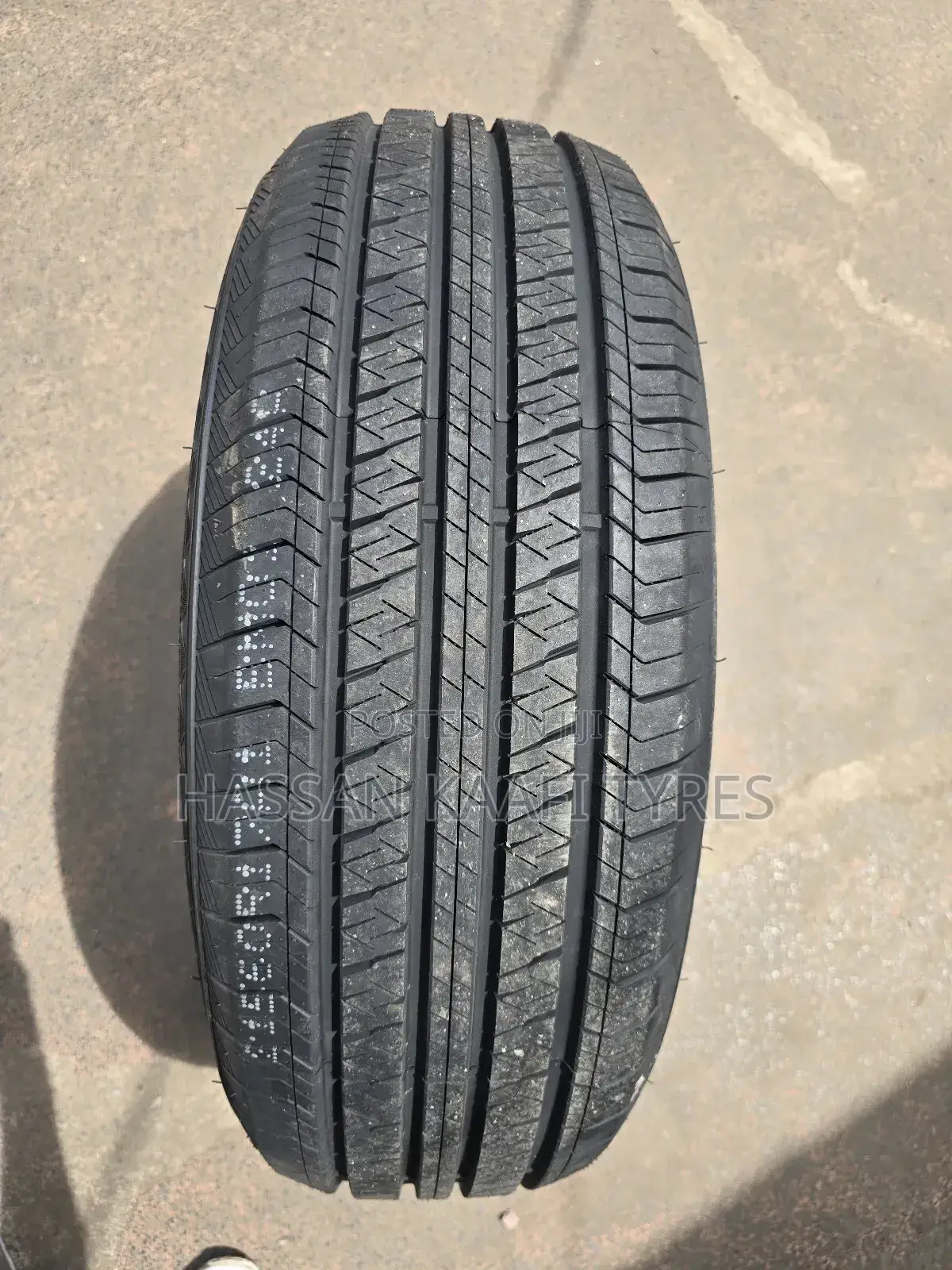 215/60r17 Lionloard Tyre