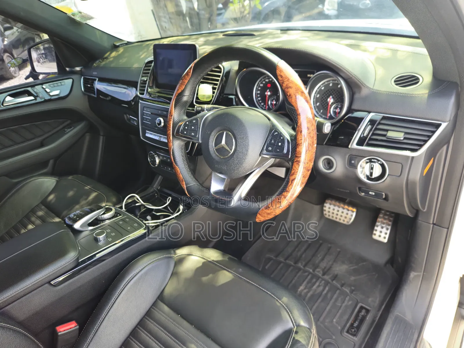 Mercedes-Benz GLE-Class 2017 White