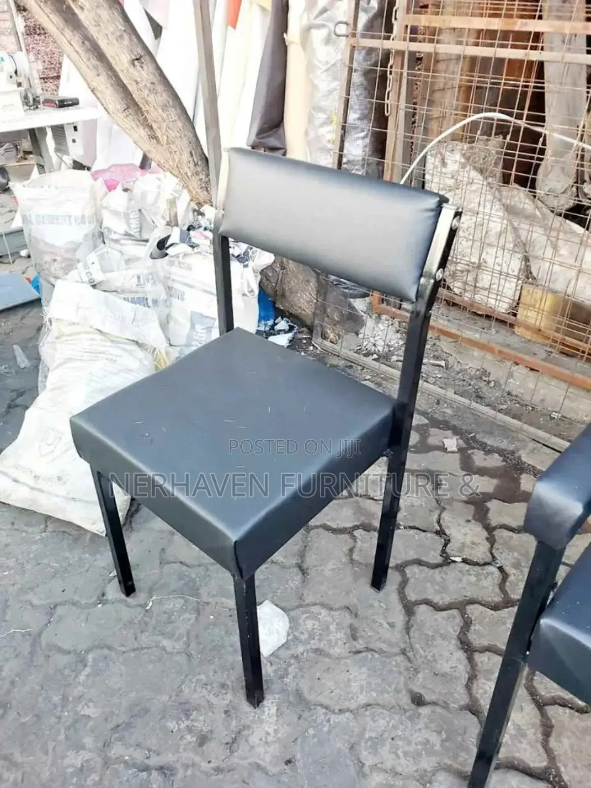 Stable Office Seating for Everyday Use