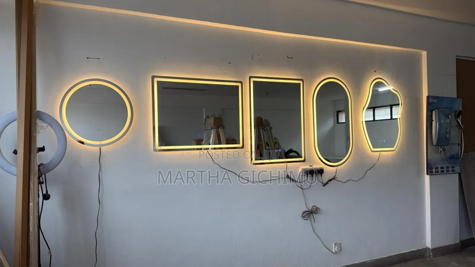 Three Colors Plus Defogging Mirrors