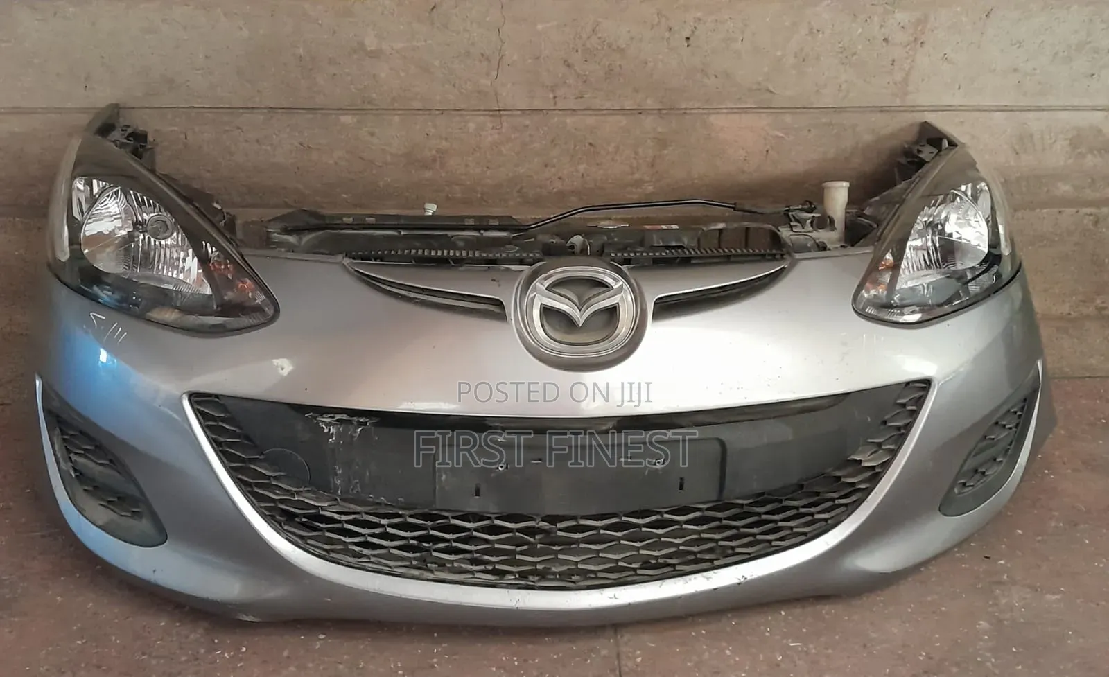 Mazda Demio 2012 Nosecut