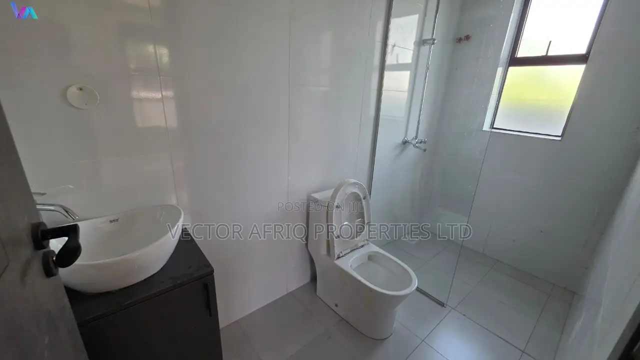 4bdrm House in Kimbo for sale