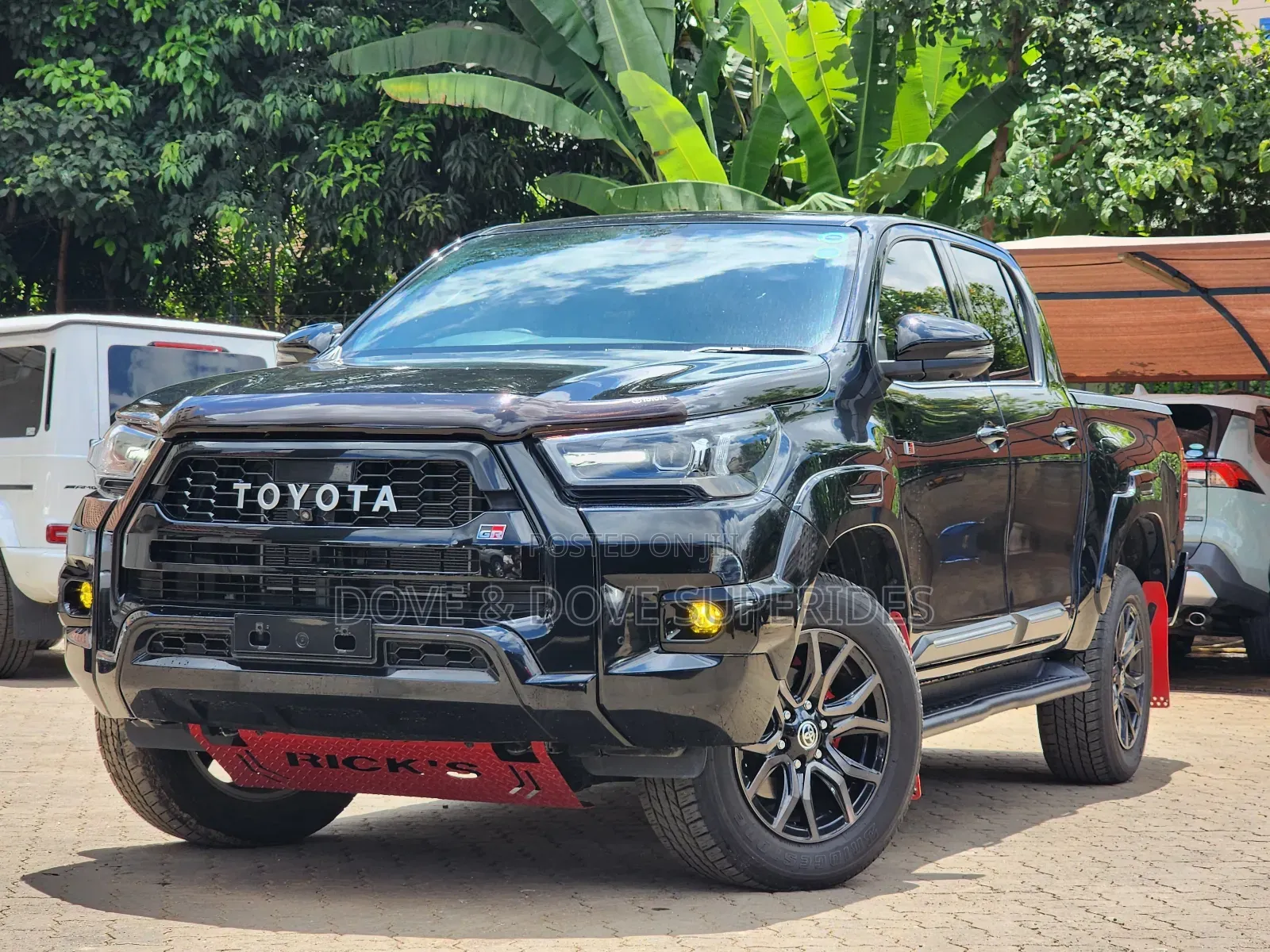 Toyota Hilux Revo Double Cab Deisel 2.4 RWD 2022 Black