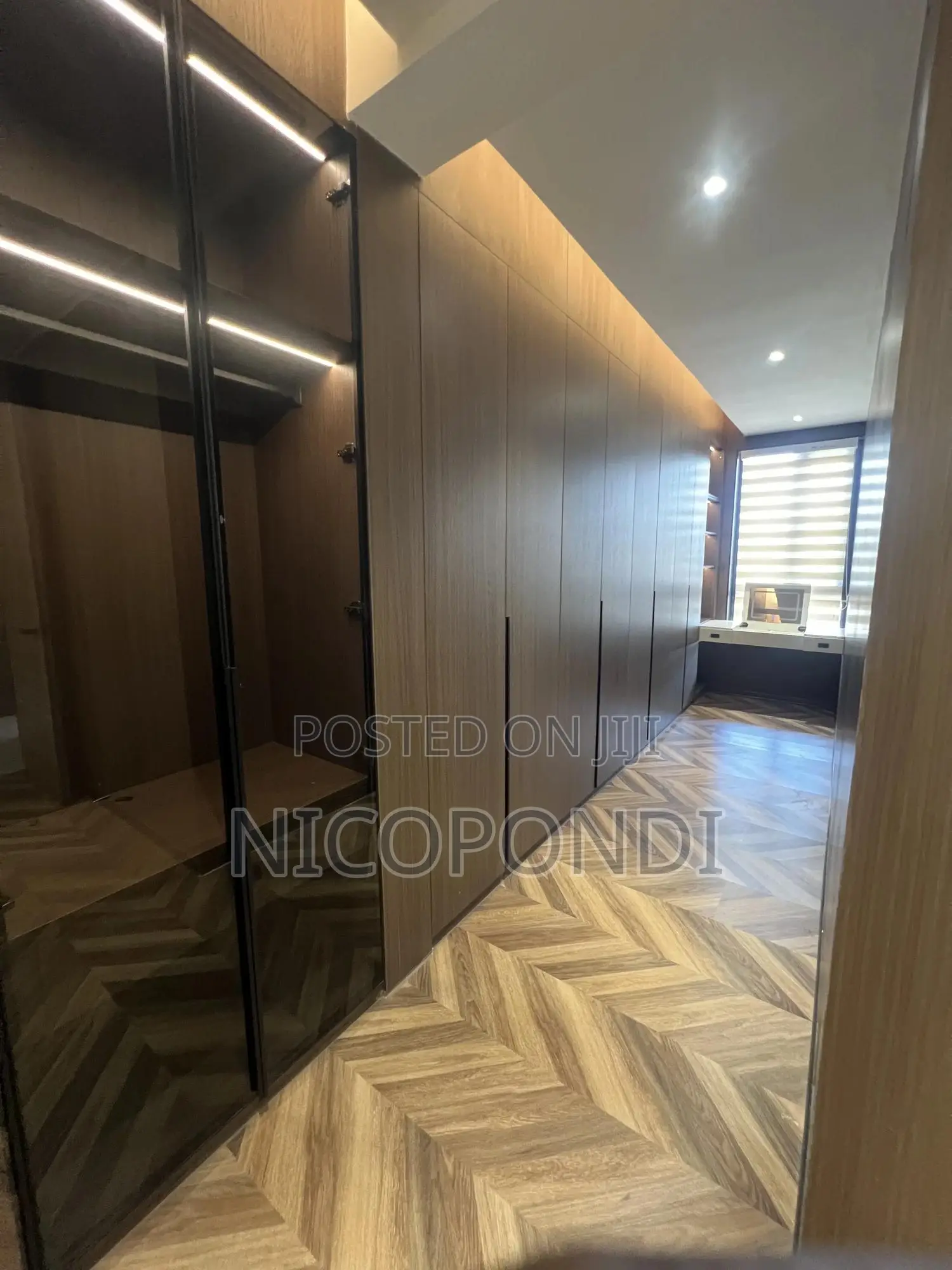 5bdrm Apartment in Kilimani, Hurlingham for sale