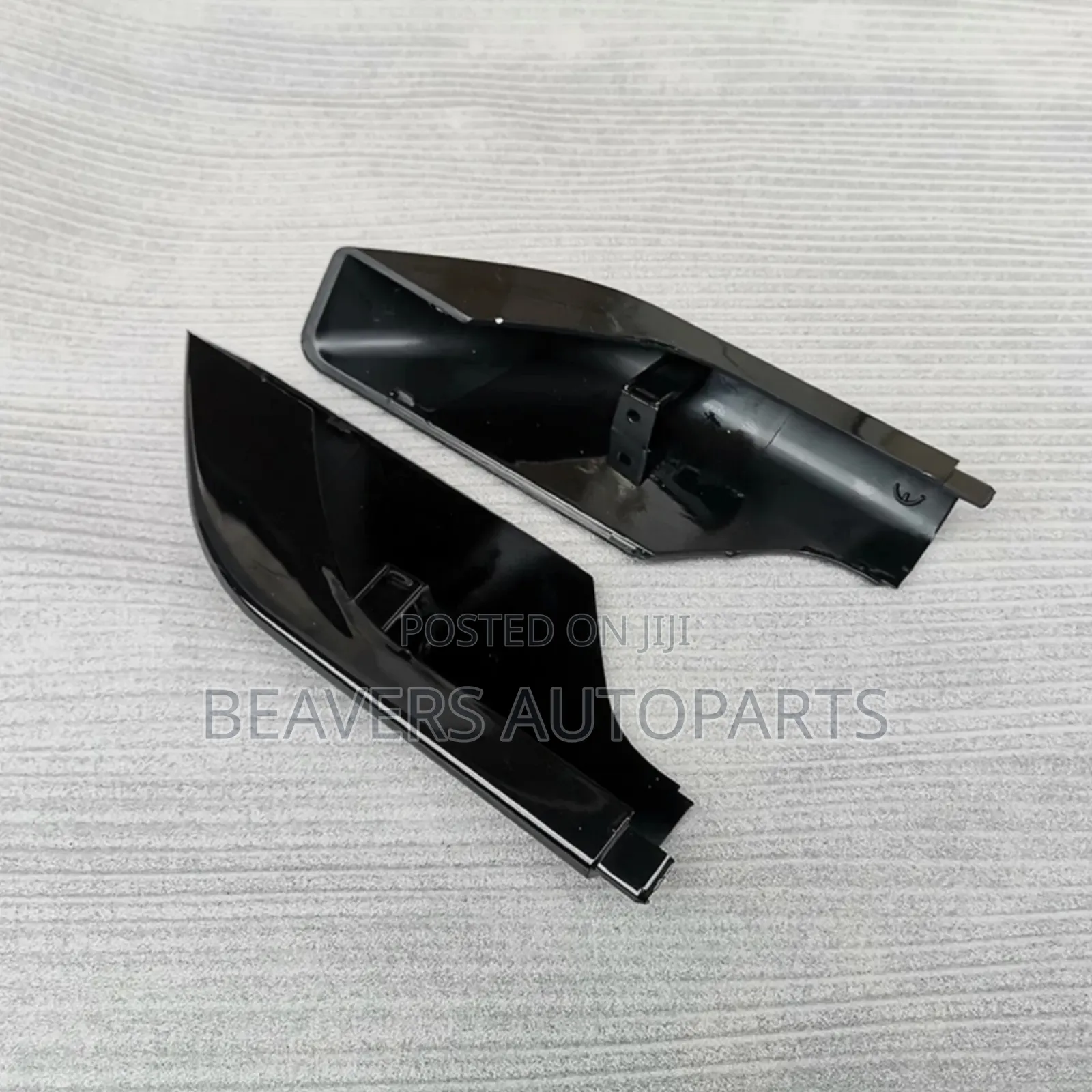 Mitsubishi Pajero Roof Rail End Cover
