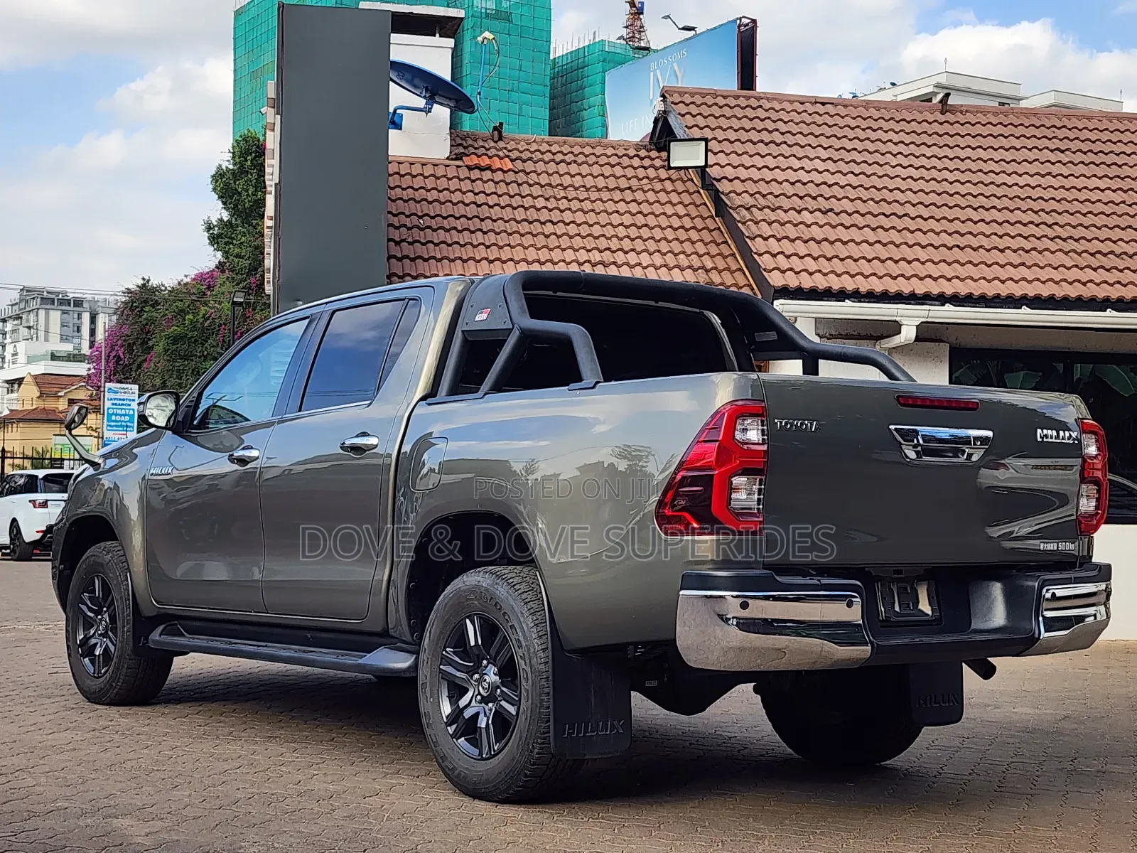 Toyota Hilux 2.4 Diesel 2020 Green