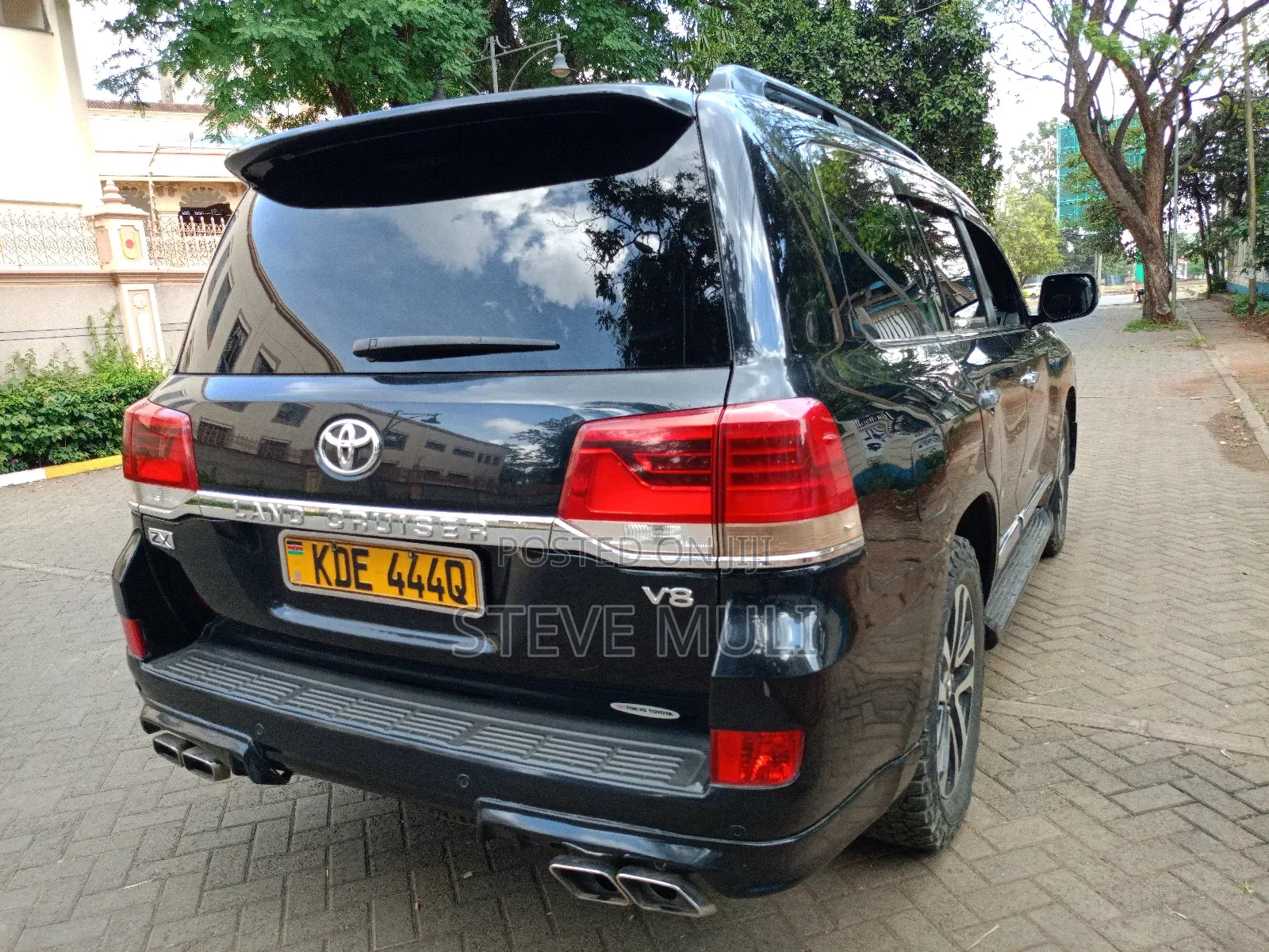Toyota Land Cruiser 4.6 V8 ZX 2016 Black