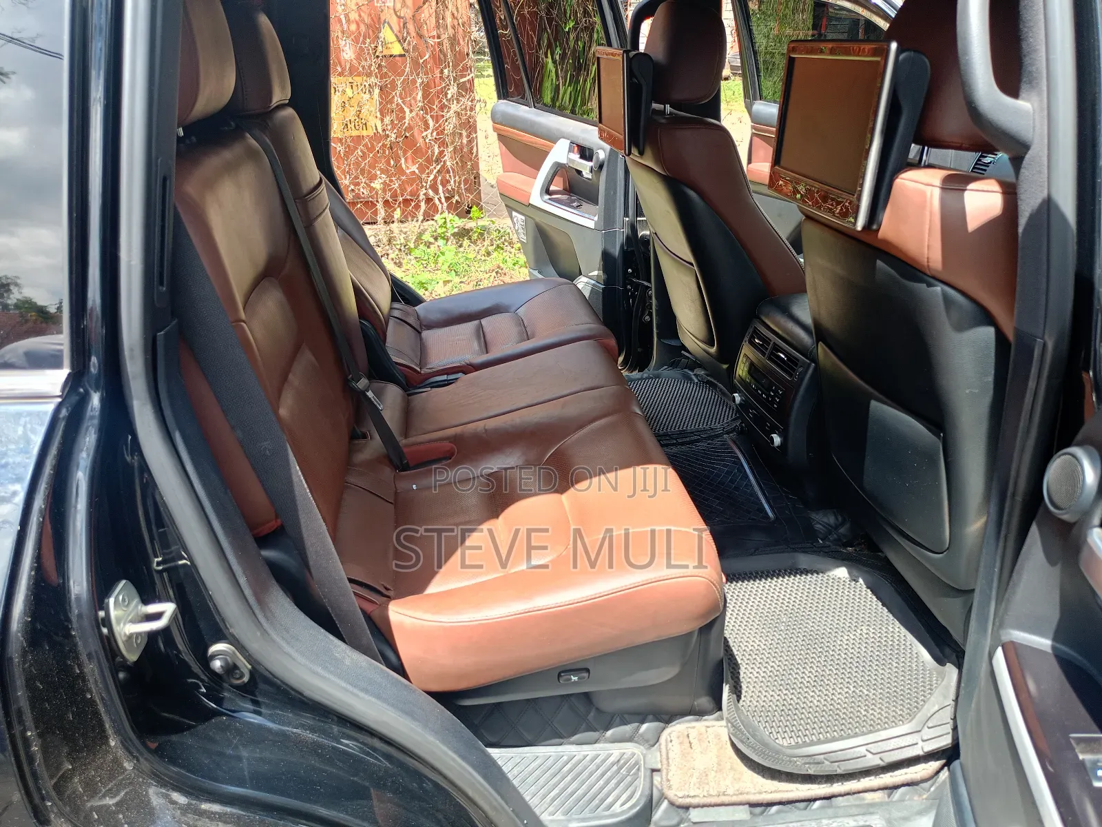 Toyota Land Cruiser 4.6 V8 ZX 2016 Black