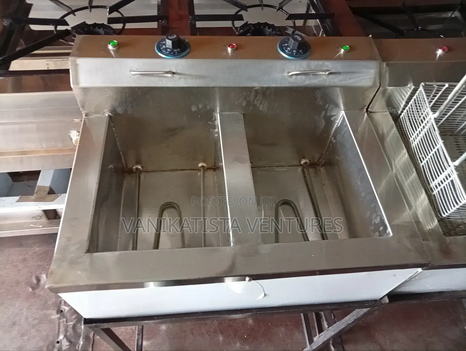 Double Deep Fryer, Commercial Capacity of 38 Litres Ie 19*19 LTRS