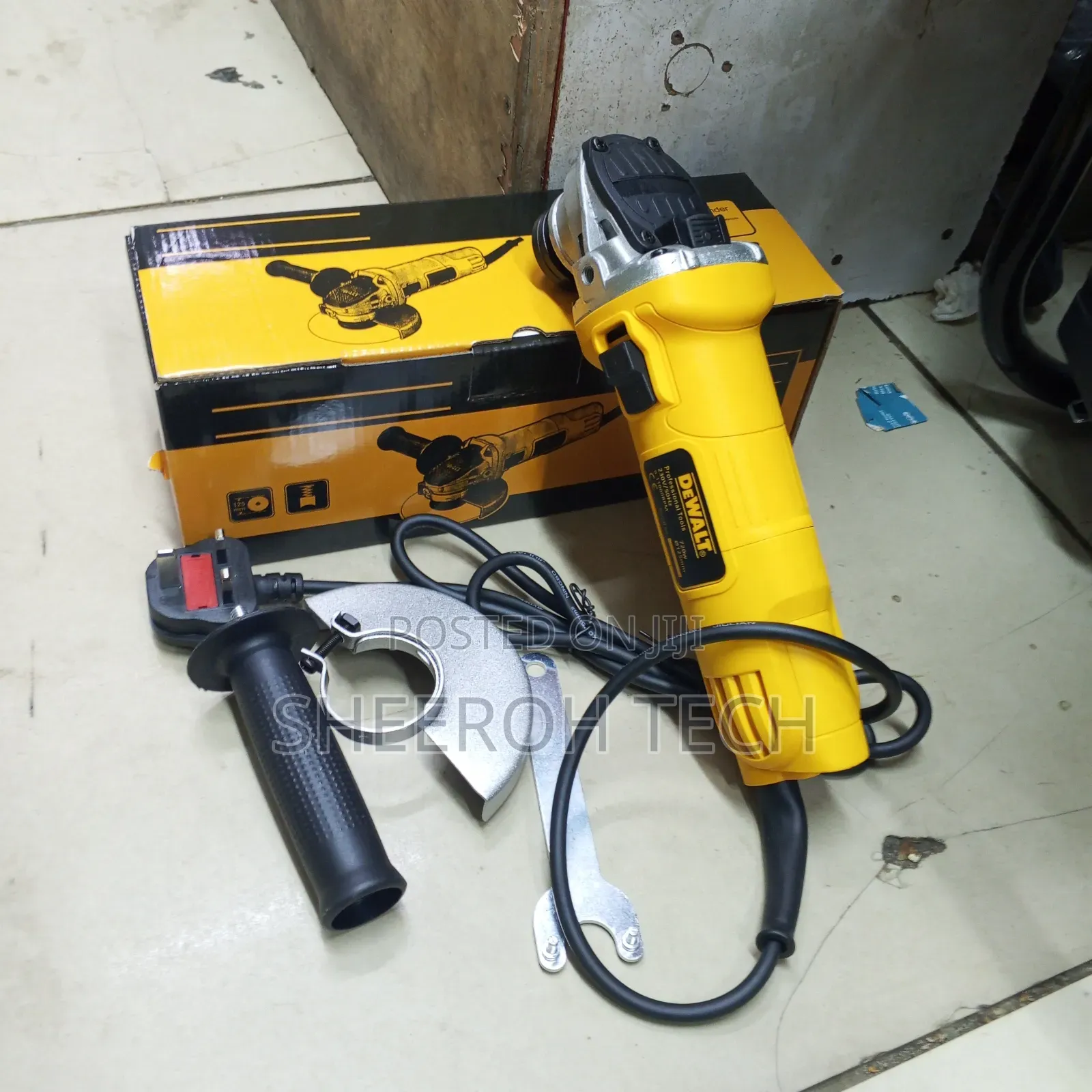 Dewalt Angle Grinder 4"