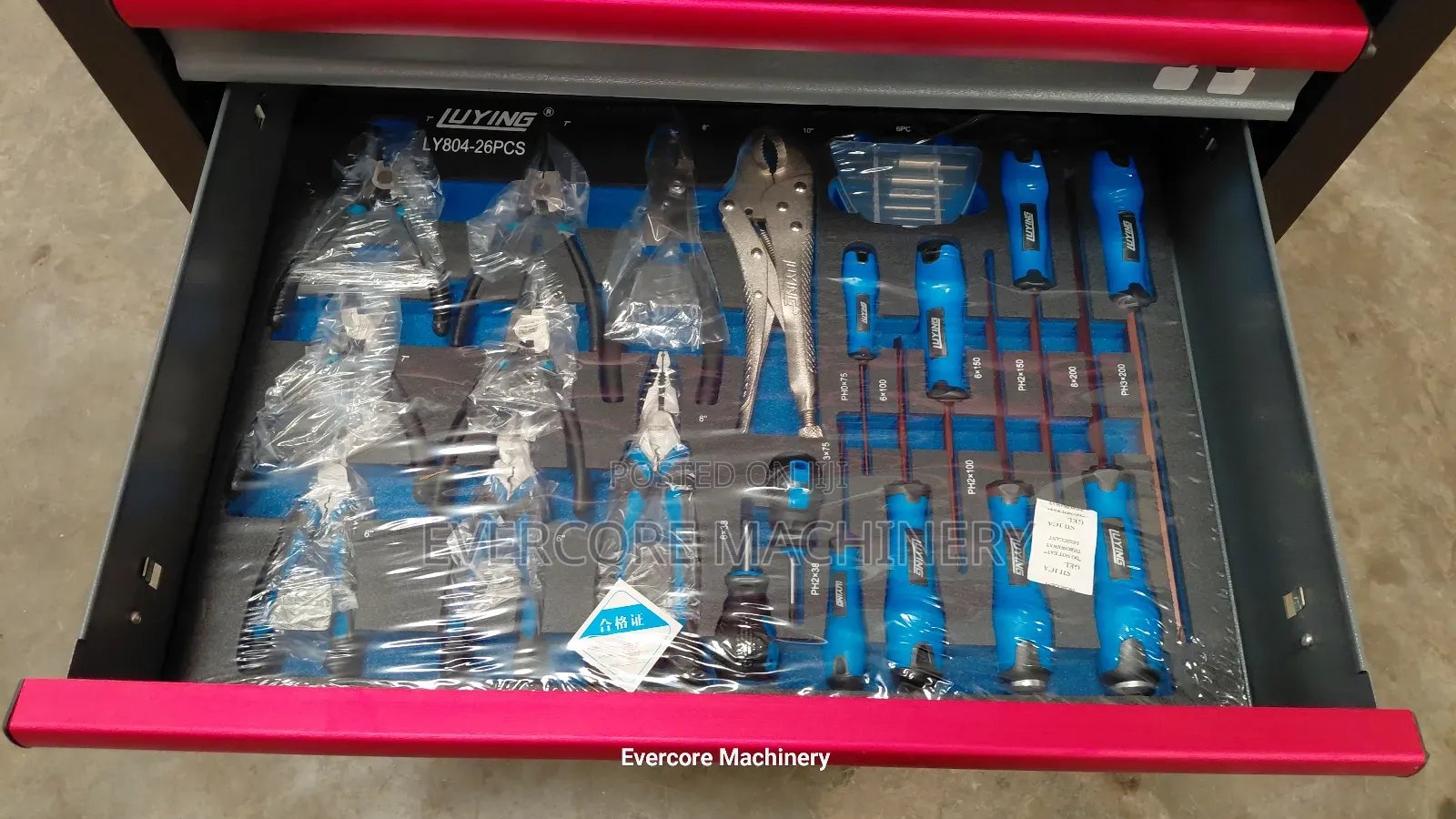 Commercial Toolbox Set With 423pcs Inside.