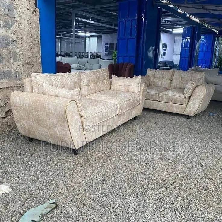 Elegant 5 Seater Butterfly Sofa3,2