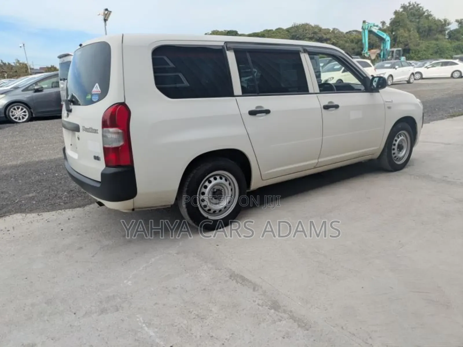 Toyota Probox 1.5 Hybrid DX 2019 White