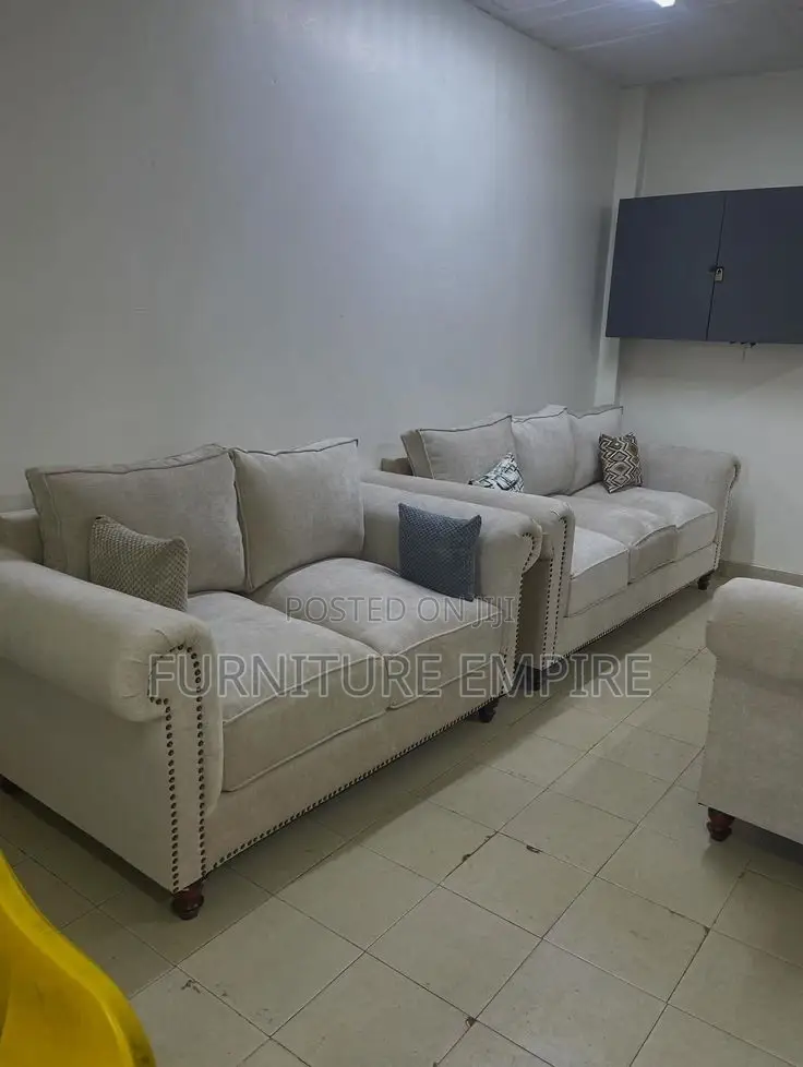 Original 5 Seater Buffalo Sofa 3,2