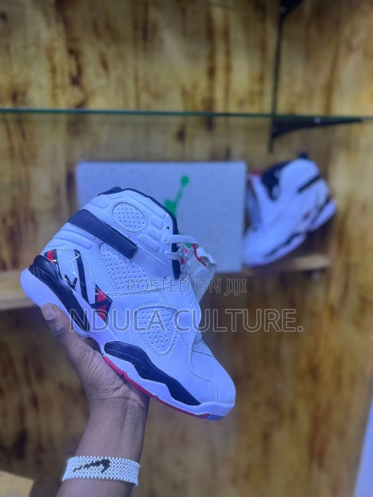 Air Jordan 8 Alternate