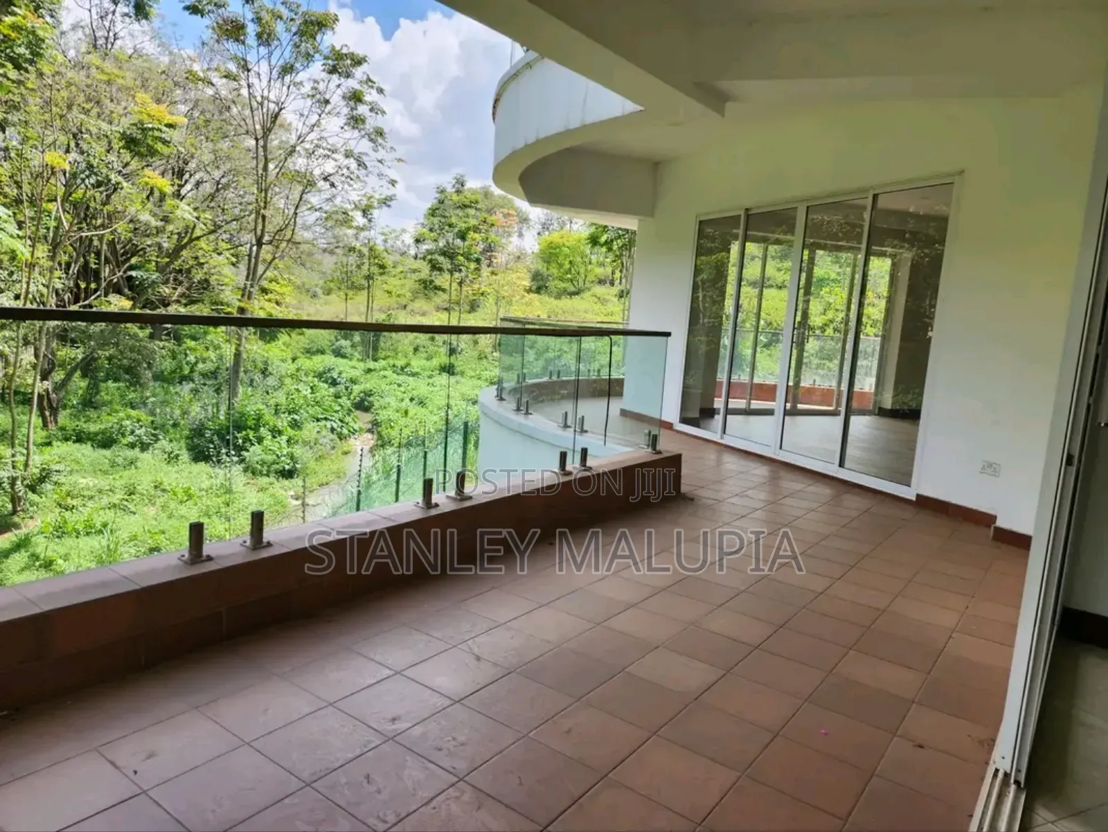 3bdrm Apartment in Parklands for rent