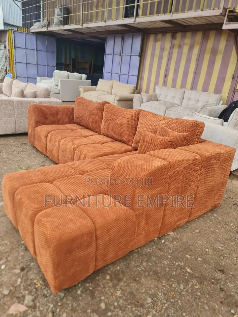 Spacious 6 Seater Bubble L Seat