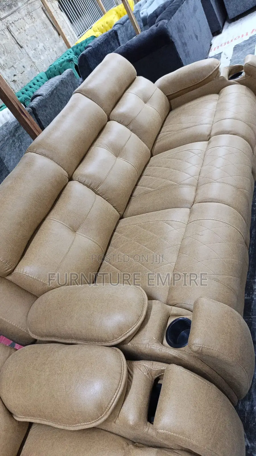 Elegant 5 Seater Semi Recliner 3,2