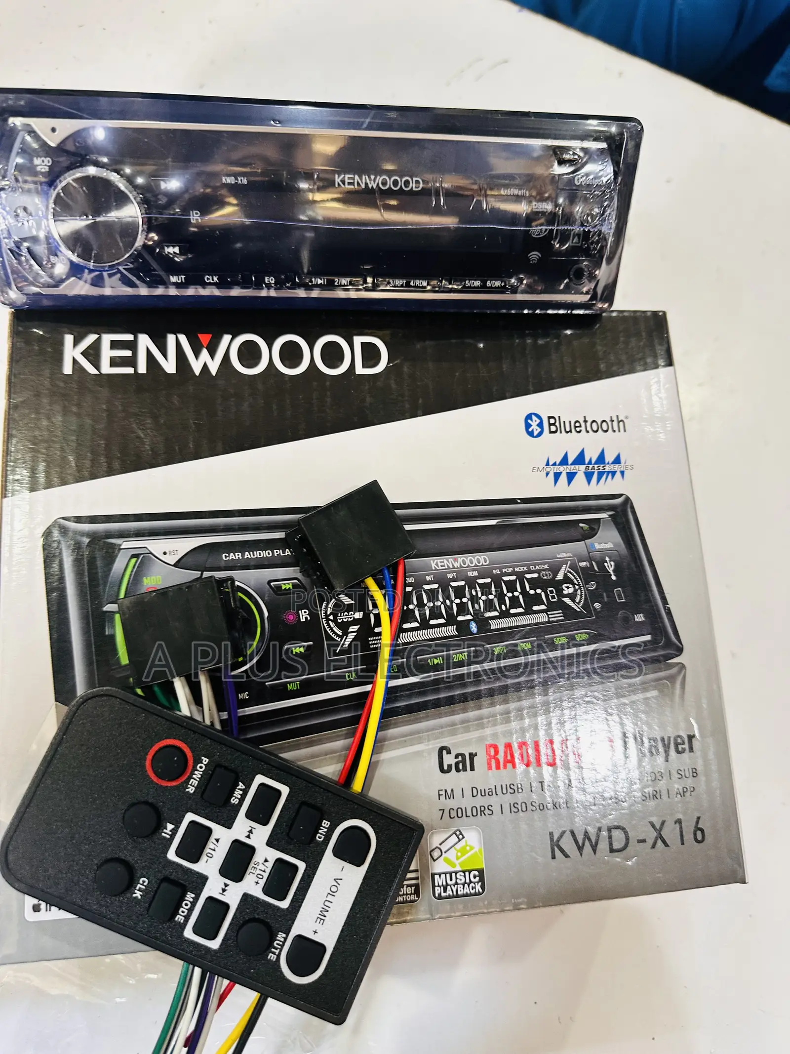 Kenwood Car Radio X17 – Original Sound System, Clean Audio