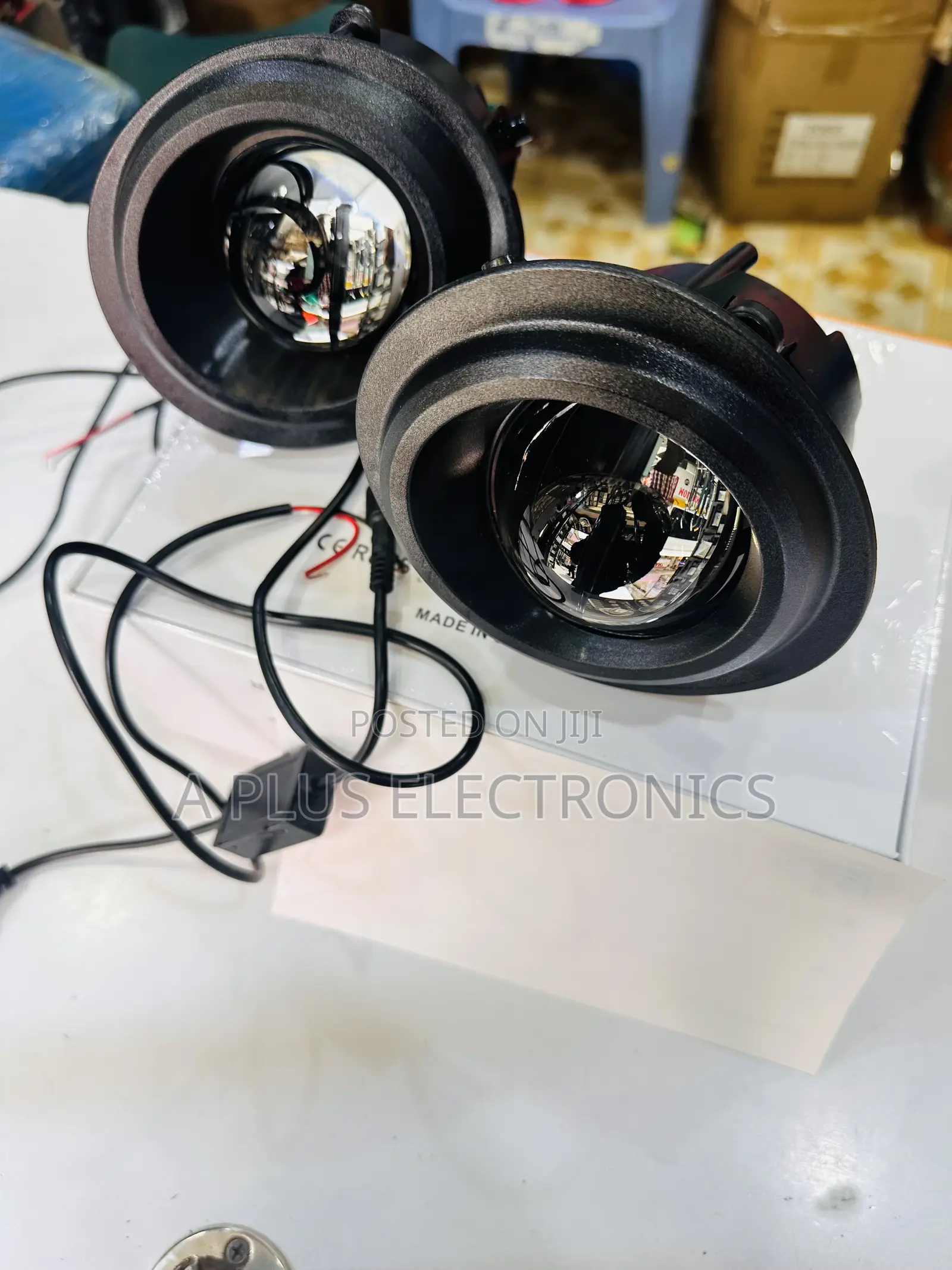 Car Fog Lights Mb676 – High Brightness Led Fog Lamp