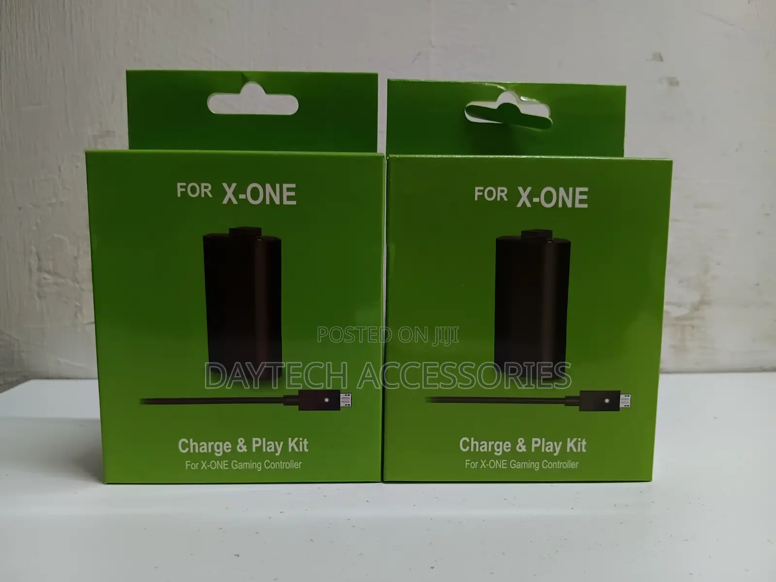 Microsoft Play Charge Kit for Xbox One Rechargeable Battery 1400mah