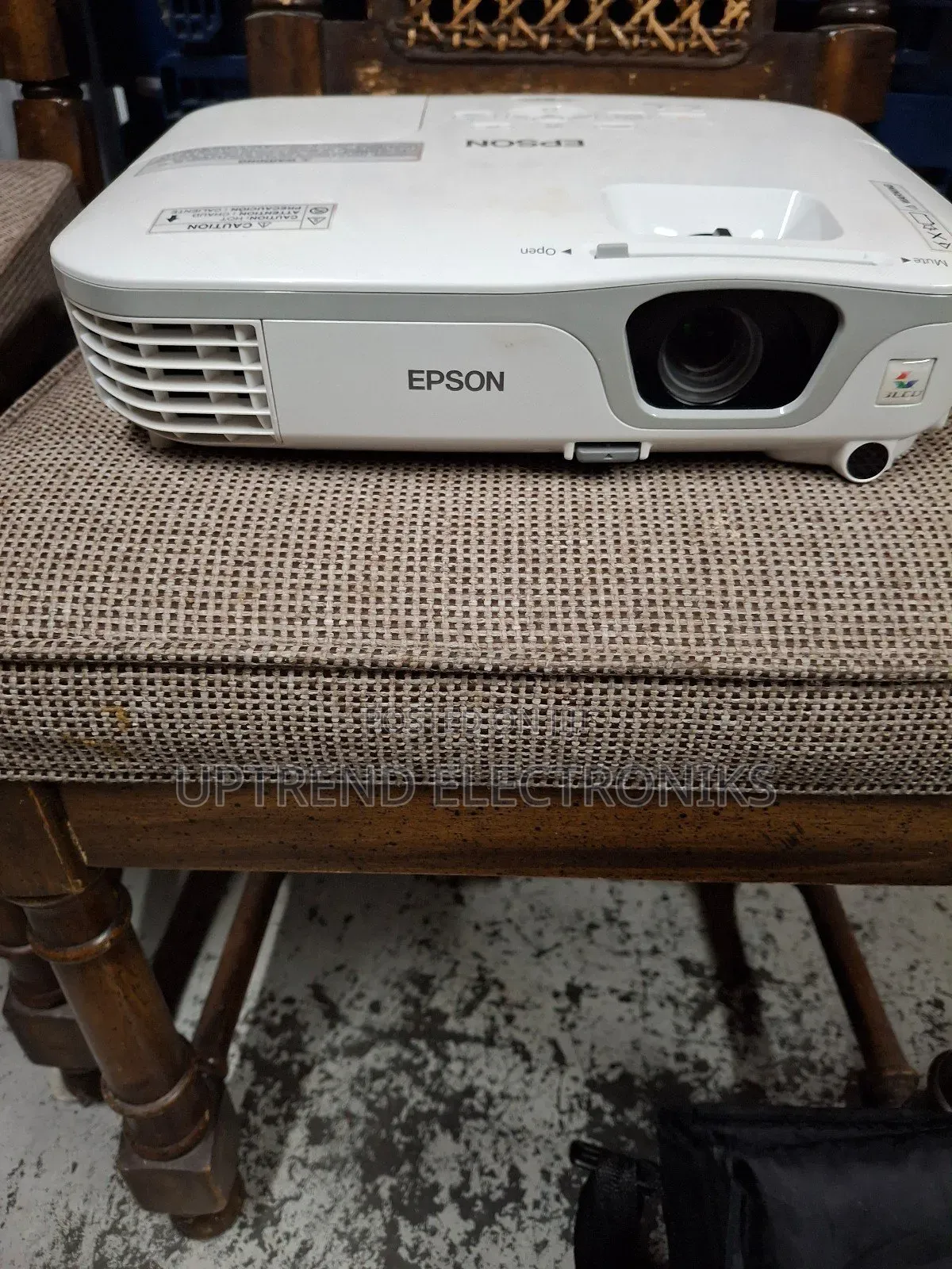 Professional Conference Room Projector – Epson Powerlite X12