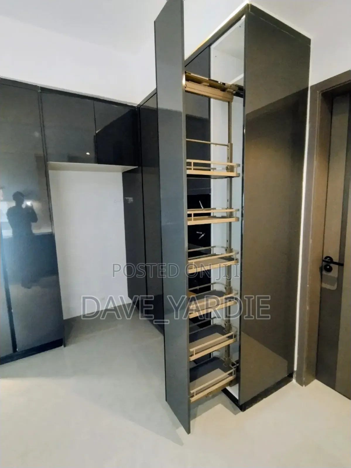 4bdrm Apartment in Parklands/Highridge for sale