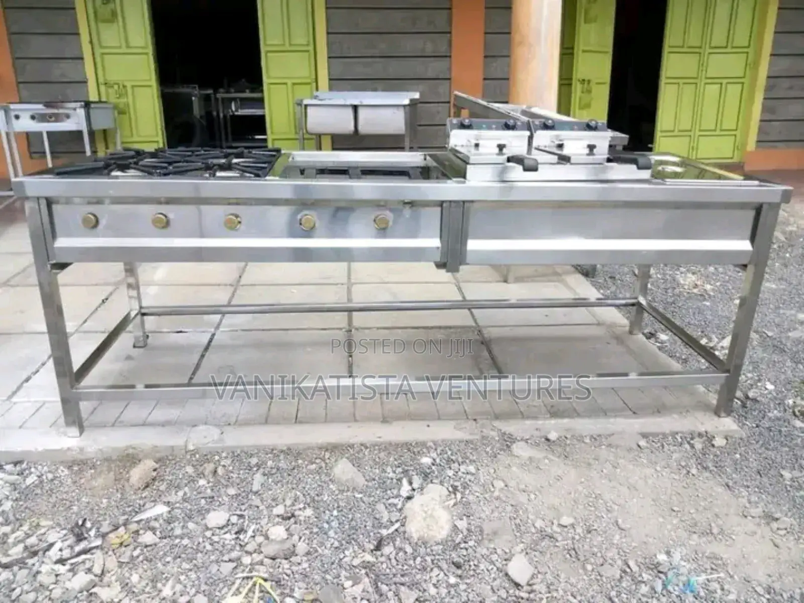 4 Burner Combined Gas Cooker Commercial Grade.