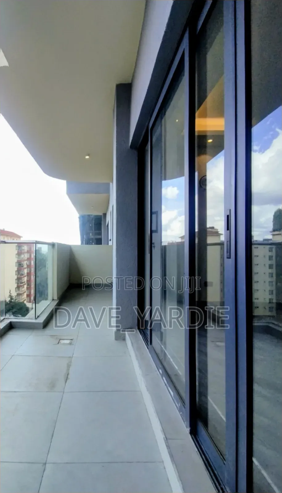3bdrm Apartment in Parklands/Highridge for sale