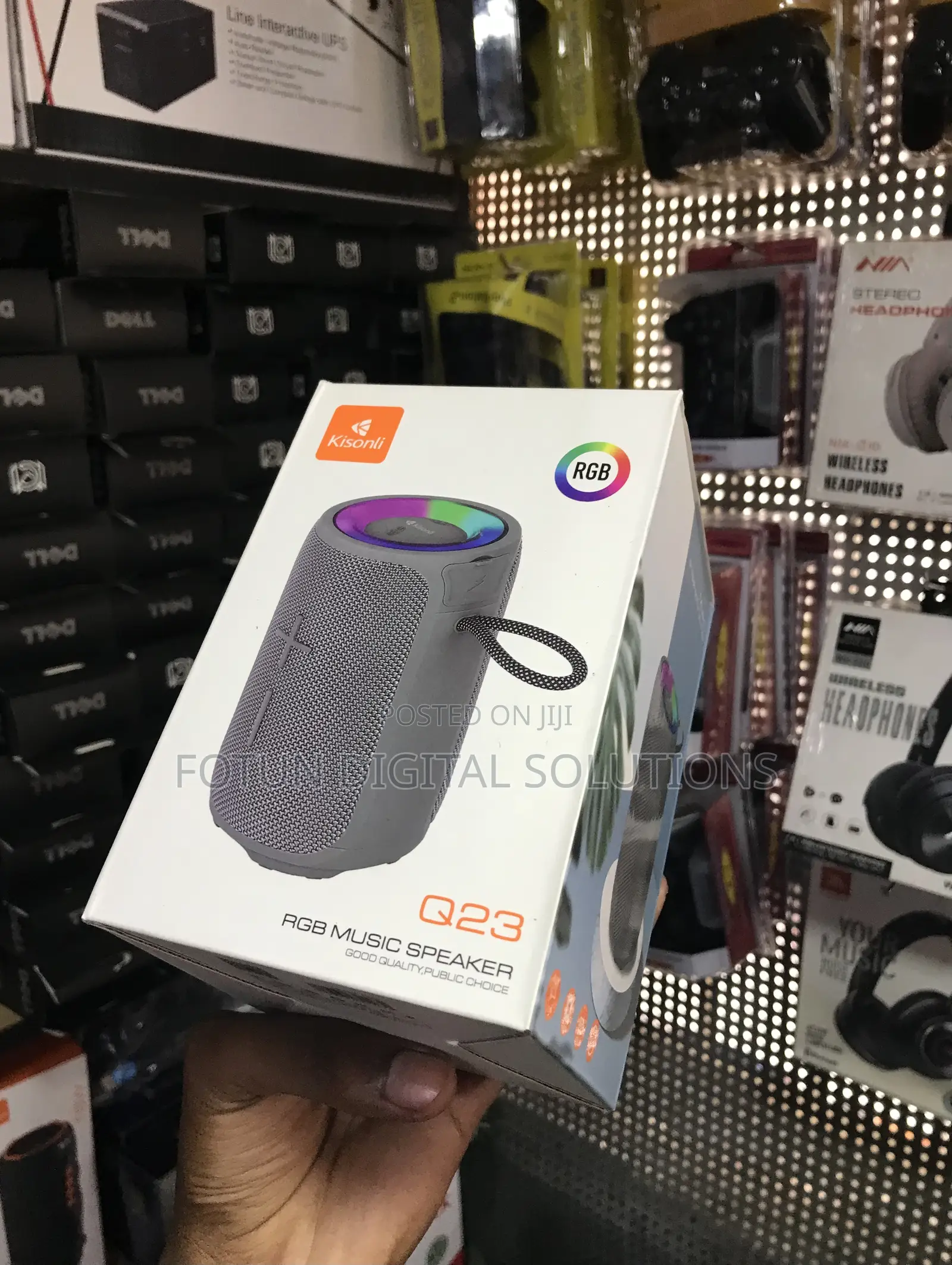 Kisonli Q23 Portable Bluetooth Speaker With RGB Lights - 360° Sound