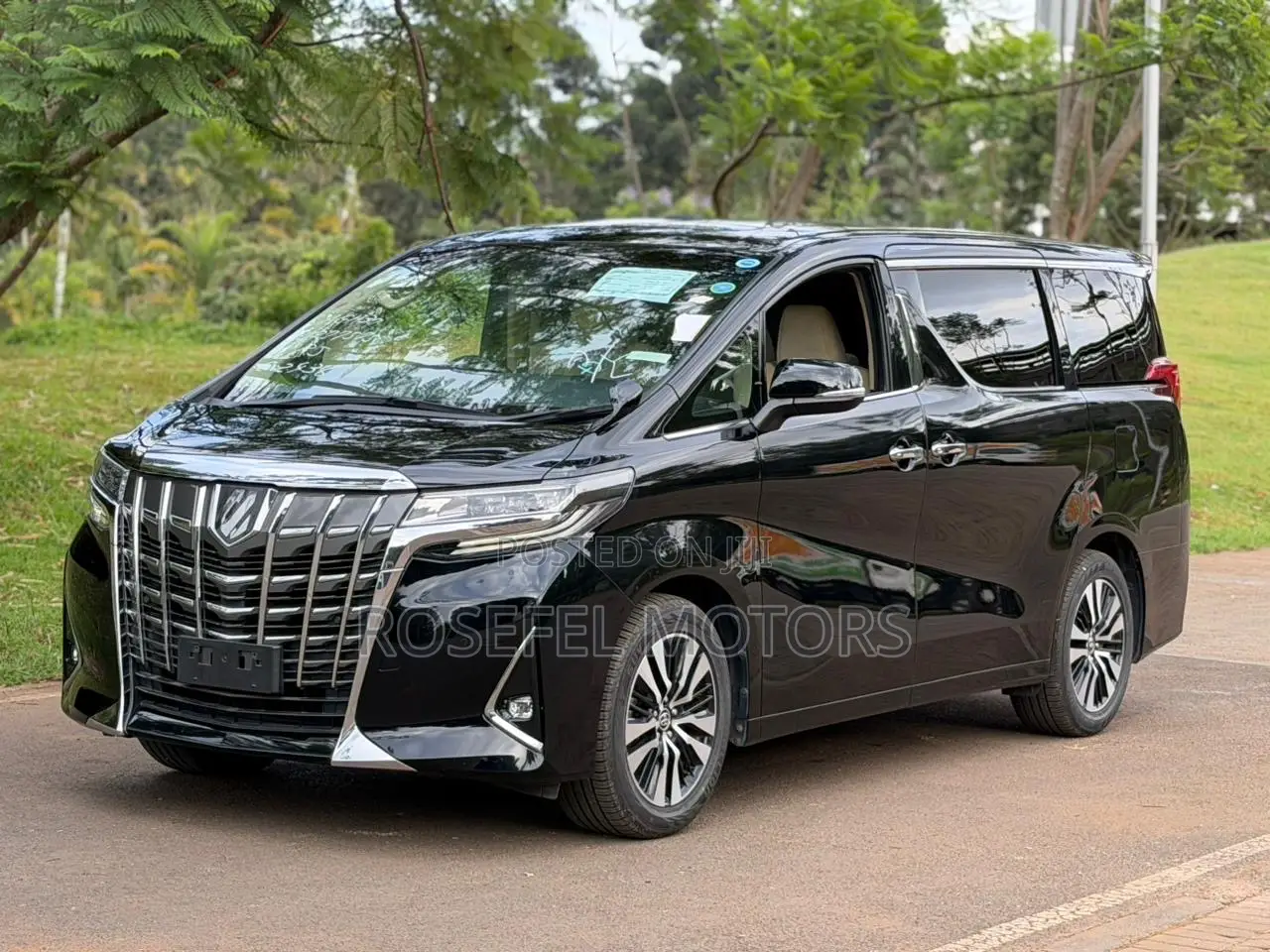 Toyota Alphard 2.5 Petrol AWD 2019 Black