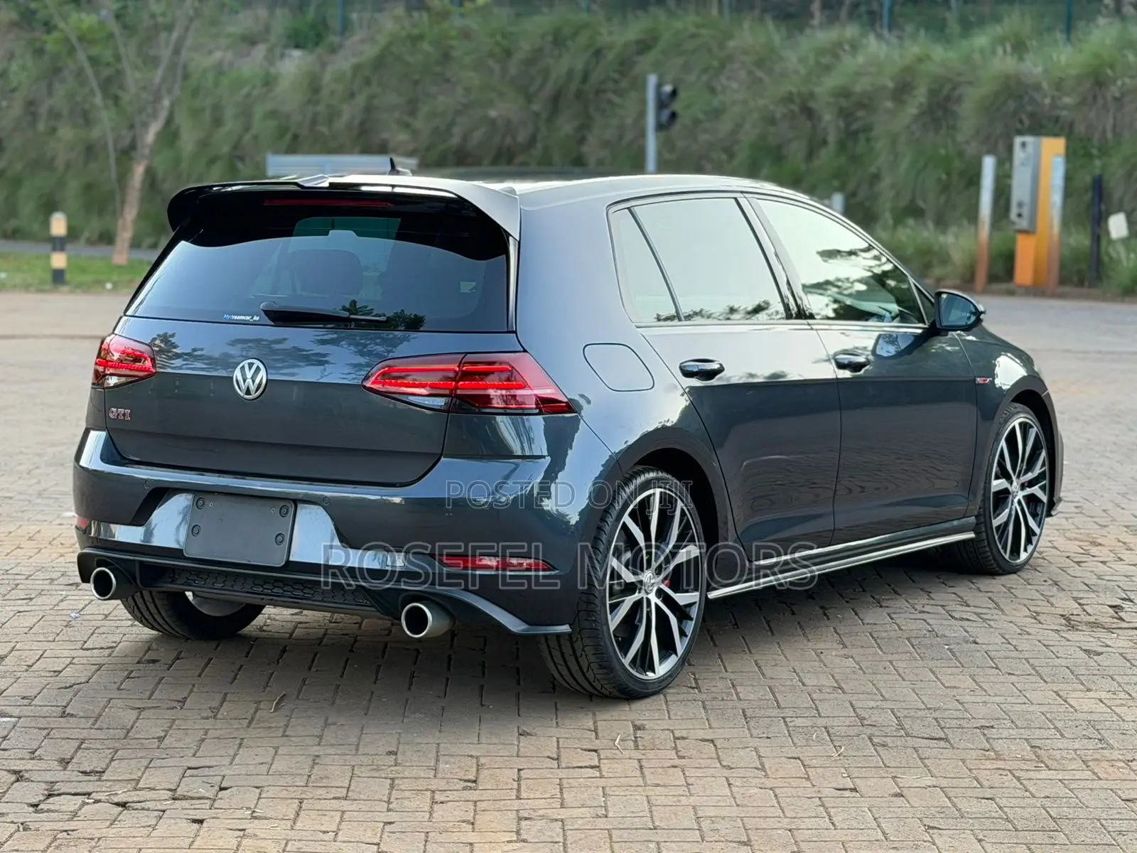 Volkswagen Golf GTI 2.0T SE 2019 Gray