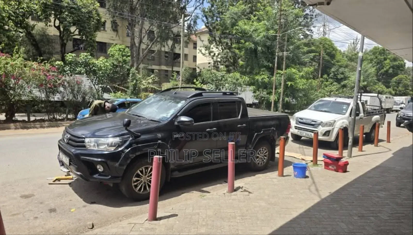 Toyota Hilux Quality Roof Rails
