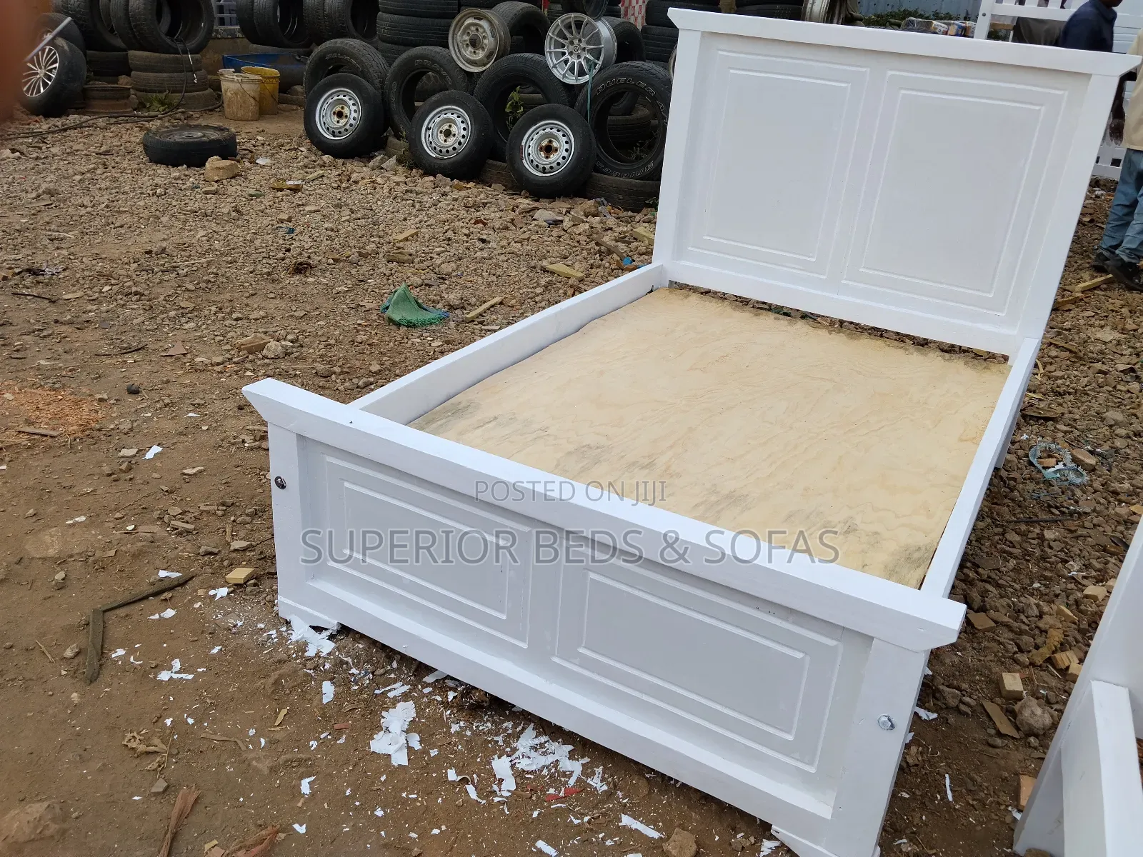 5x6 White Hardwood Bed on Sale