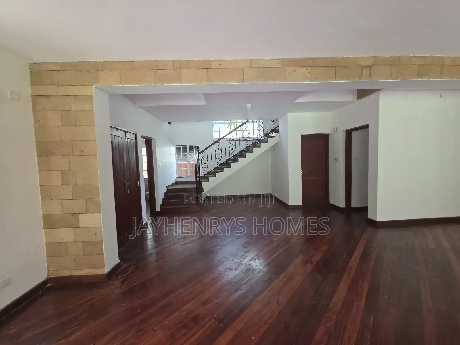 5bdrm House in Rosslyn for rent