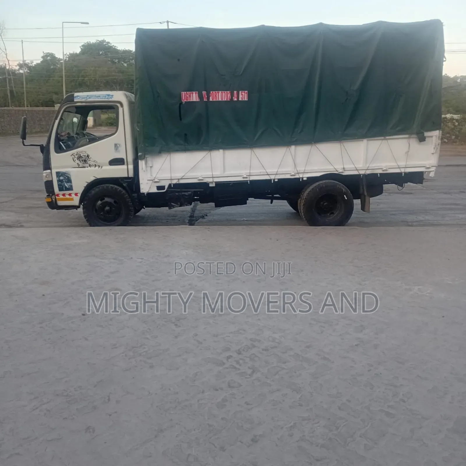 Lorries for Logistics and Load Delivery Across the Country Are Ready